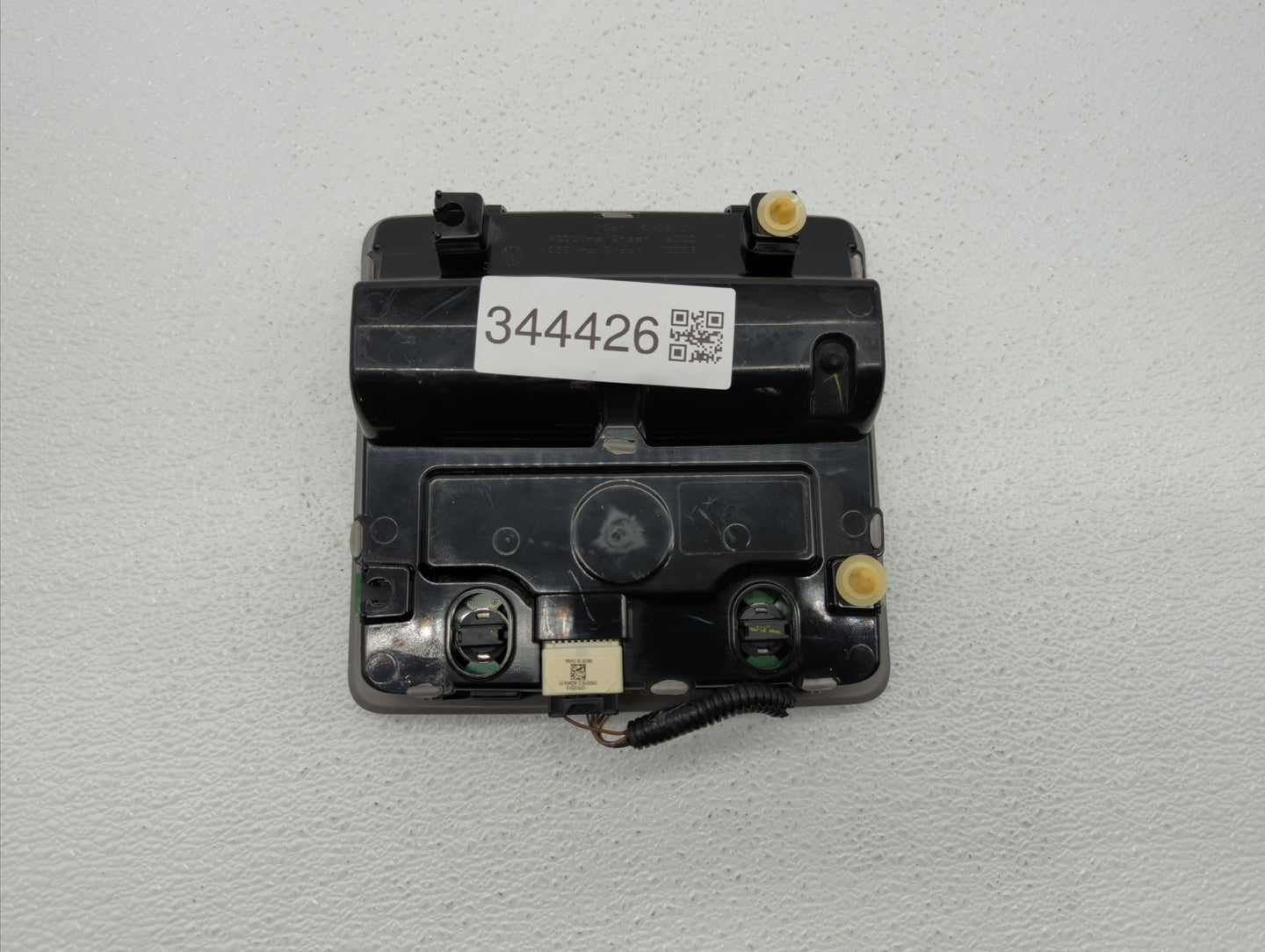 2014 Toyota Camry Overhead Console W/rear Climate Control - Oemusedautoparts1.com
