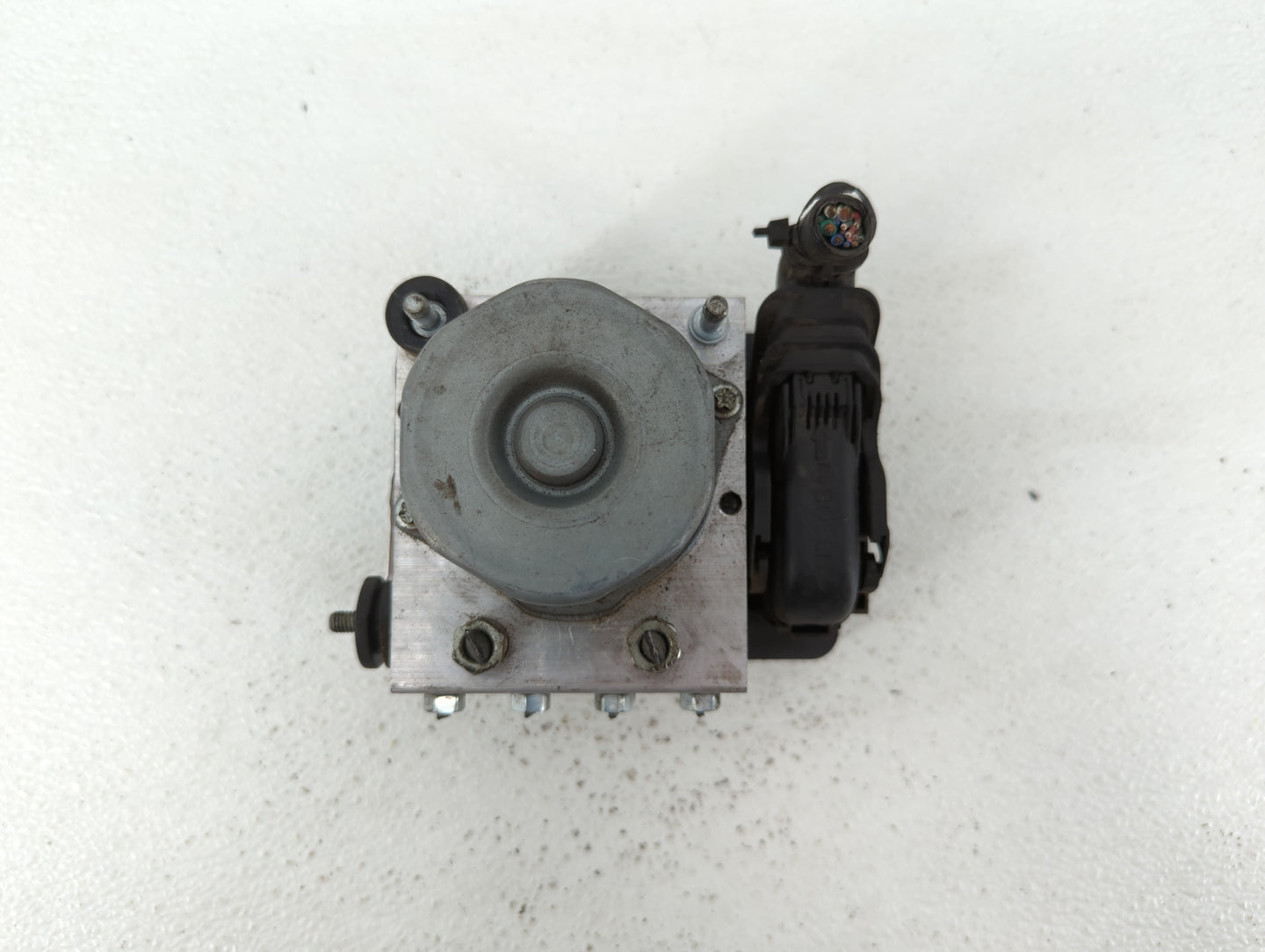 2013-2014 Toyota Camry ABS Pump Control Module Replacement P/N:44540-06080 44540-06100 Fits Fits 2013 2014 OEM Used Auto Par