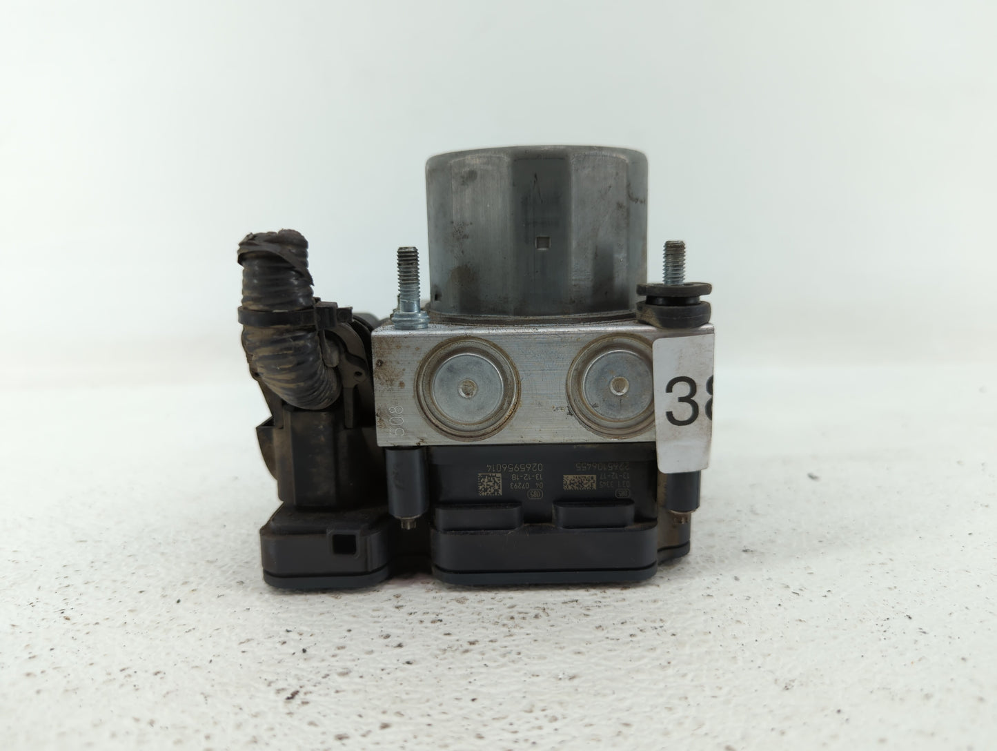 2013-2014 Toyota Camry ABS Pump Control Module Replacement P/N:44540-06080 44540-06100 Fits Fits 2013 2014 OEM Used Auto Par