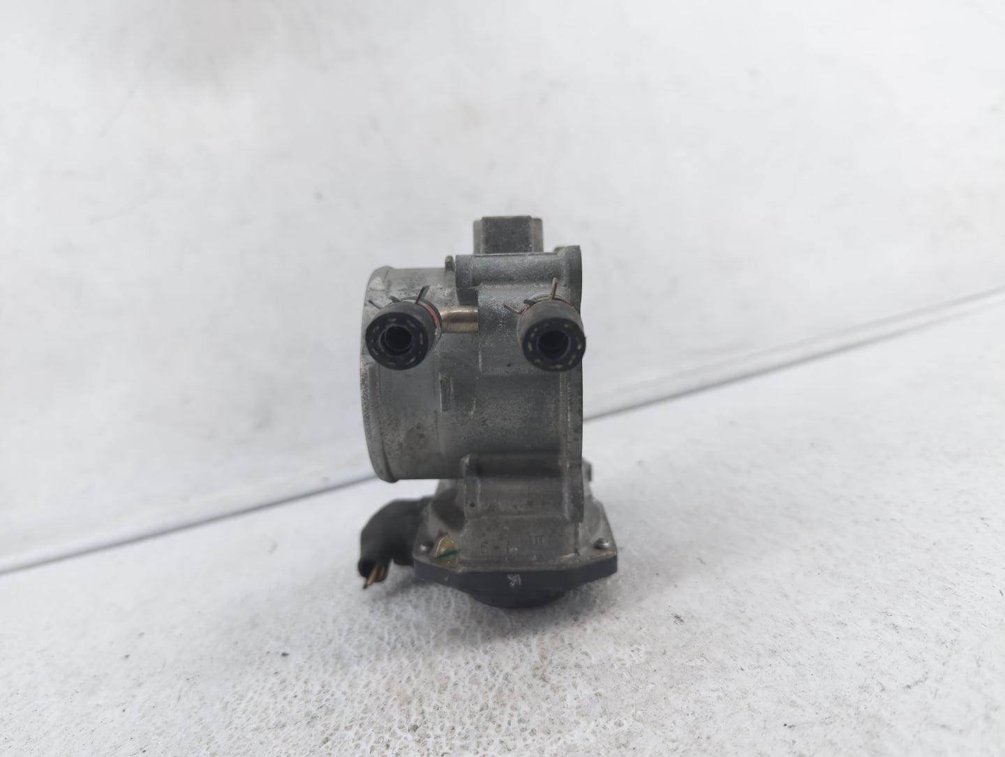 2010-2017 Toyota Camry Throttle Body P/N:35100-25200 22030-36010 Fits Fits 2009 2010 2011 2012 2013 2014 2015 2016 2017 2018