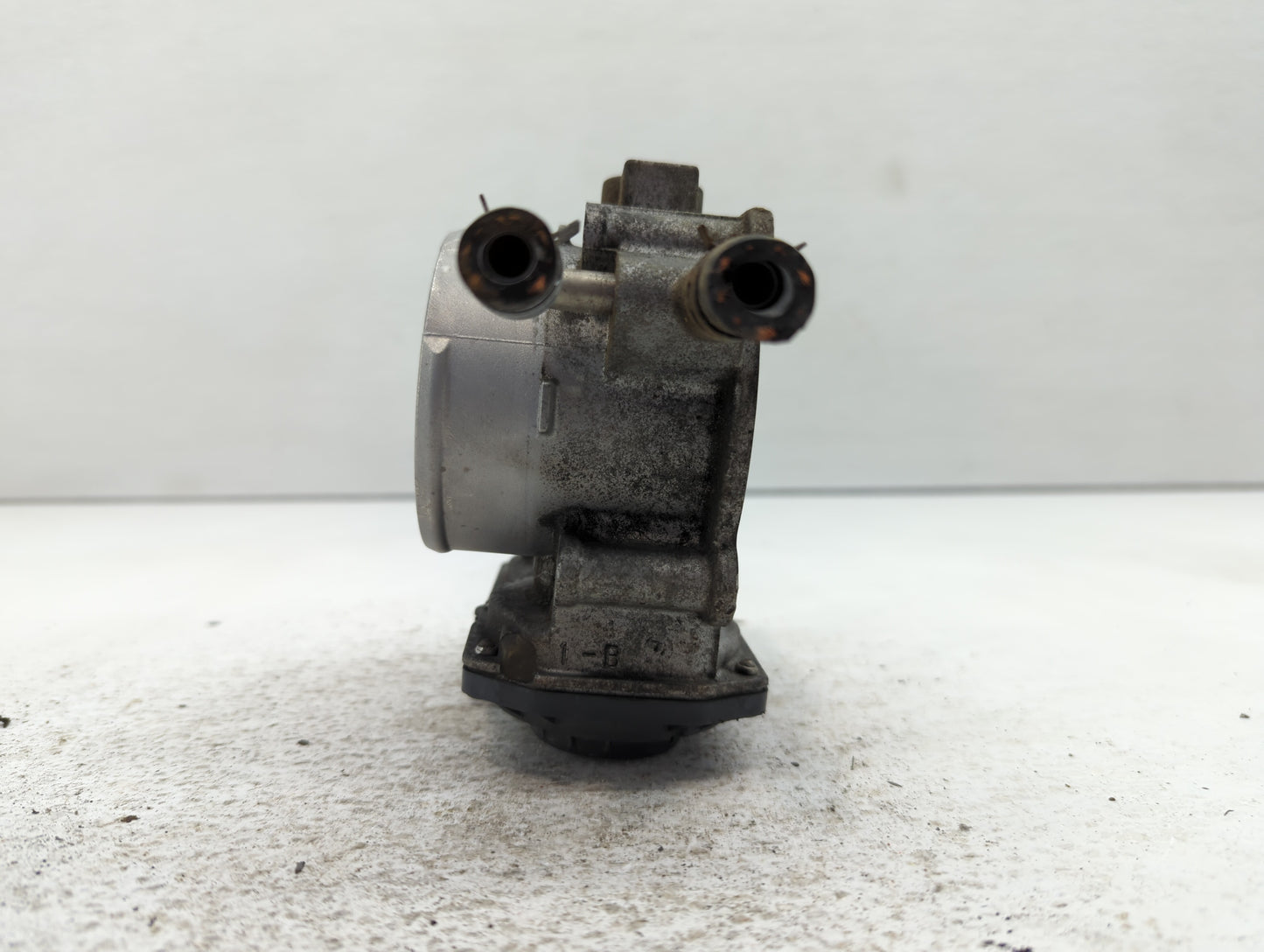 2010-2017 Toyota Camry Throttle Body P/N:22030-0V010 22030-36010 Fits Fits 2009 2010 2011 2012 2013 2014 2015 2016 2017 2018