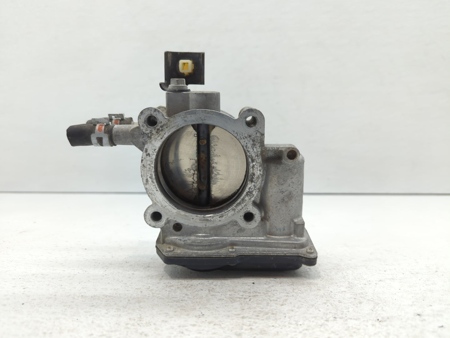 2010-2017 Toyota Camry Throttle Body P/N:22030-0V010 Fits Fits 2009 2010 2011 2012 2013 2014 2015 2016 2017 2018 2019 OEM Us