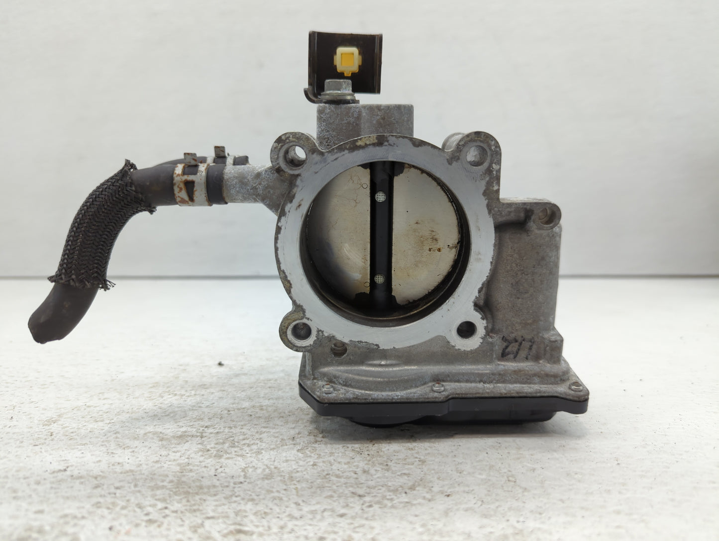 2010-2017 Toyota Camry Throttle Body P/N:22030-0V010 Fits Fits 2009 2010 2011 2012 2013 2014 2015 2016 2017 2018 2019 OEM Us