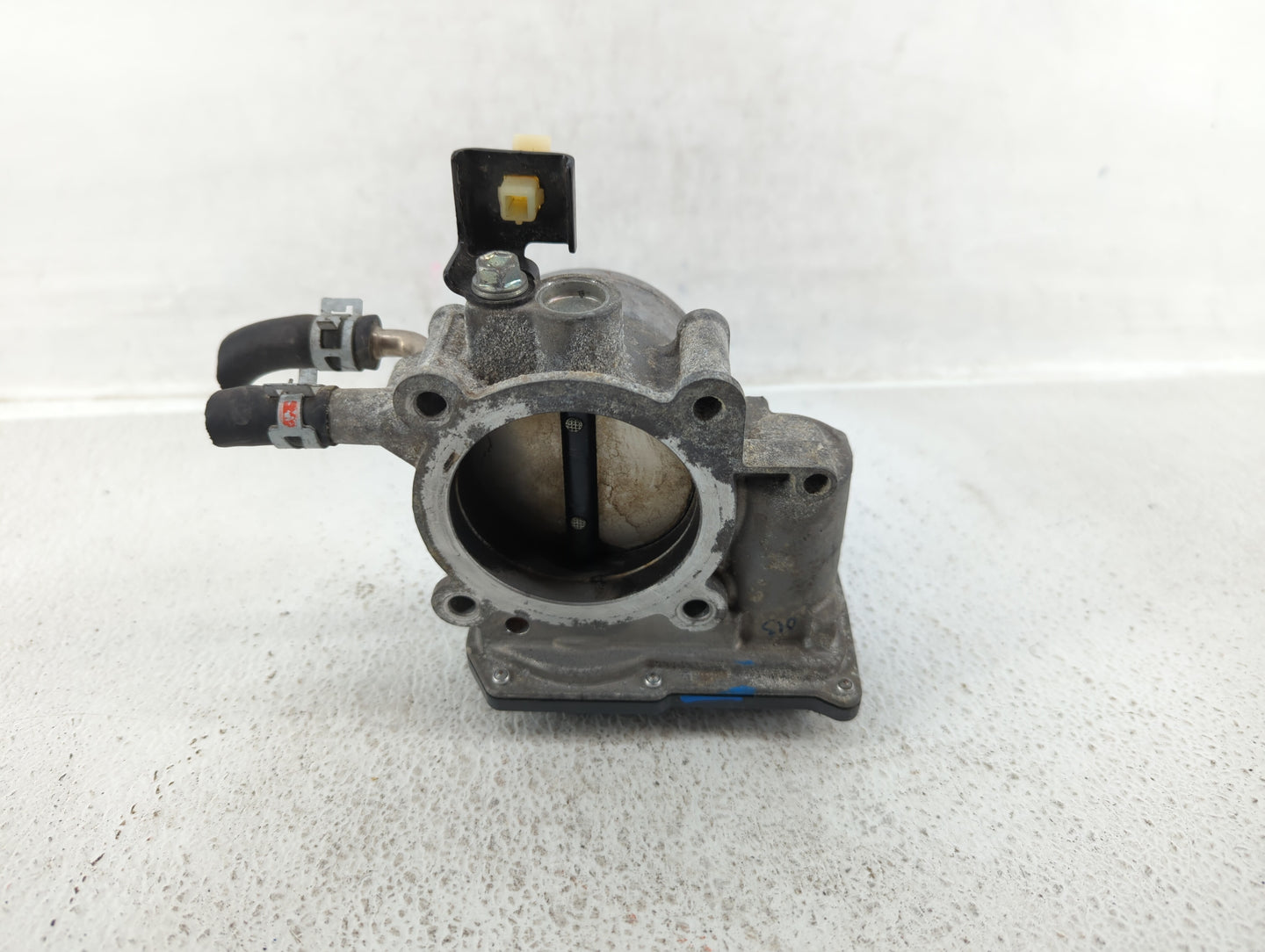2010-2017 Toyota Camry Throttle Body P/N:22030-0V010 Fits Fits 2009 2010 2011 2012 2013 2014 2015 2016 2017 2018 2019 OEM Us