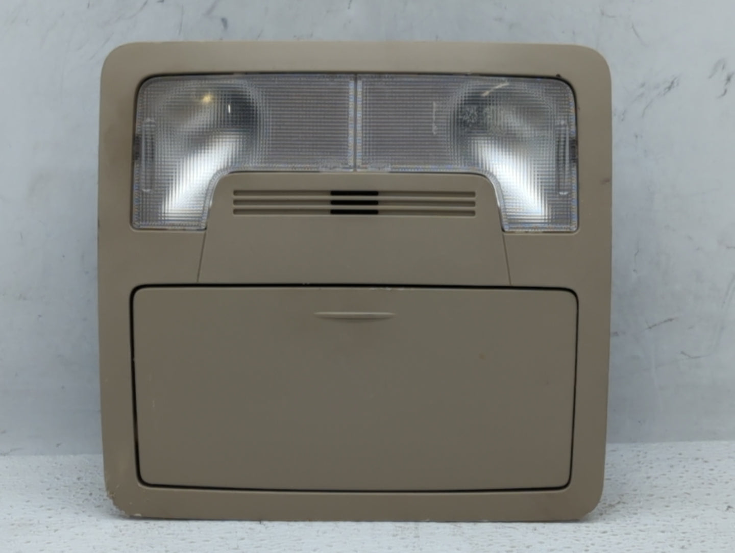 2014 Toyota Camry Overhead Roof Console Beige - Oemusedautoparts1.com