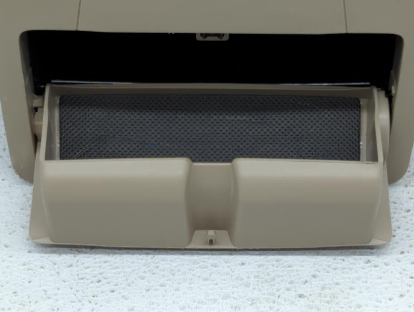 2014 Toyota Camry Overhead Roof Console Beige - Oemusedautoparts1.com