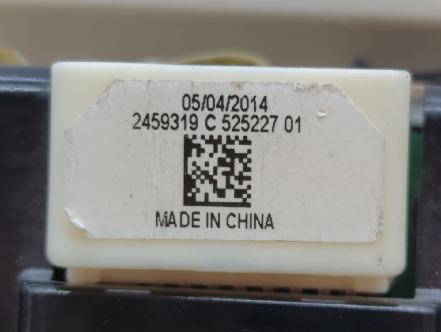 2014 Toyota Camry Overhead Roof Console Beige - Oemusedautoparts1.com
