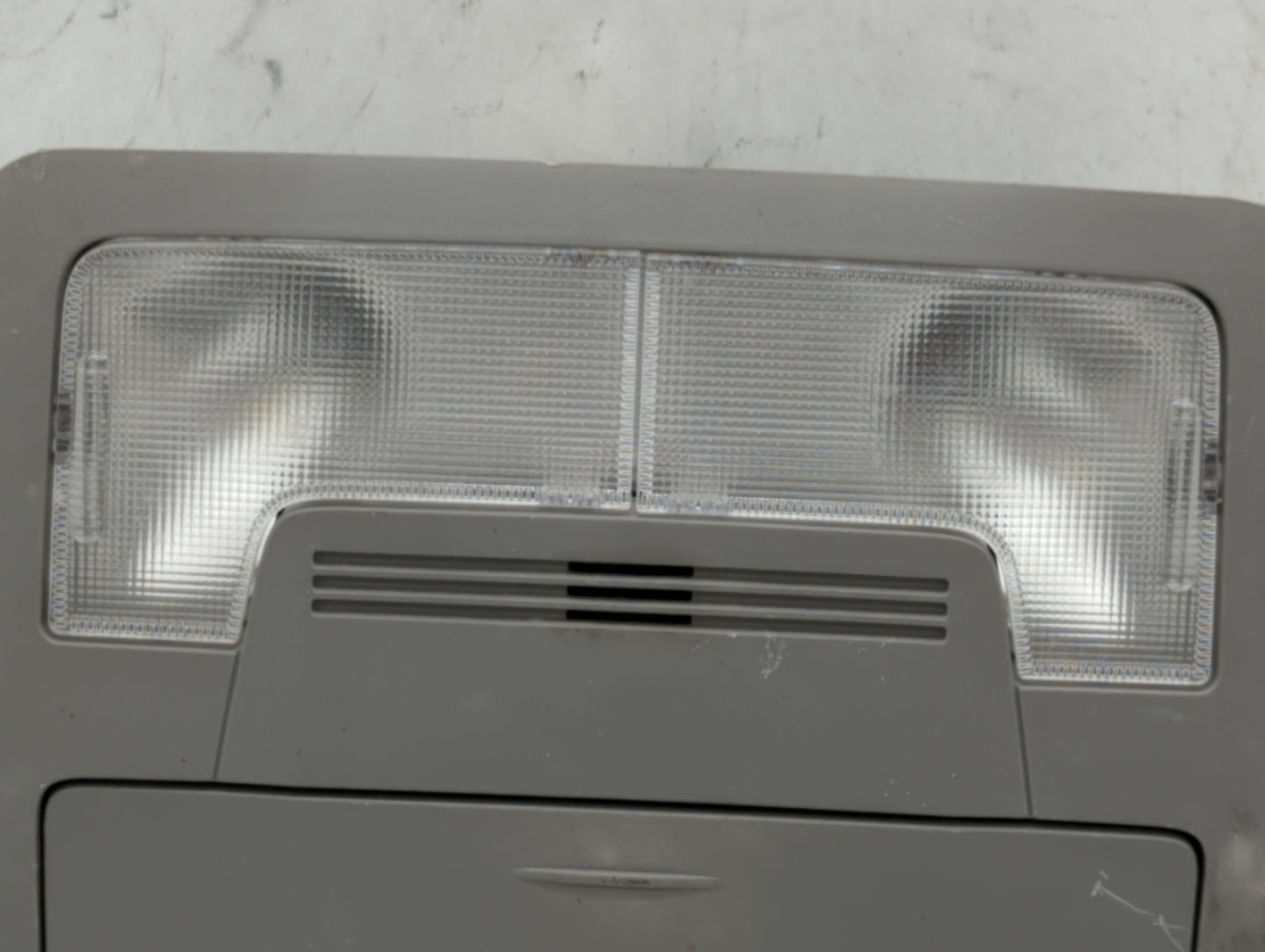 2014 Toyota Camry Overhead Roof Console - Oemusedautoparts1.com