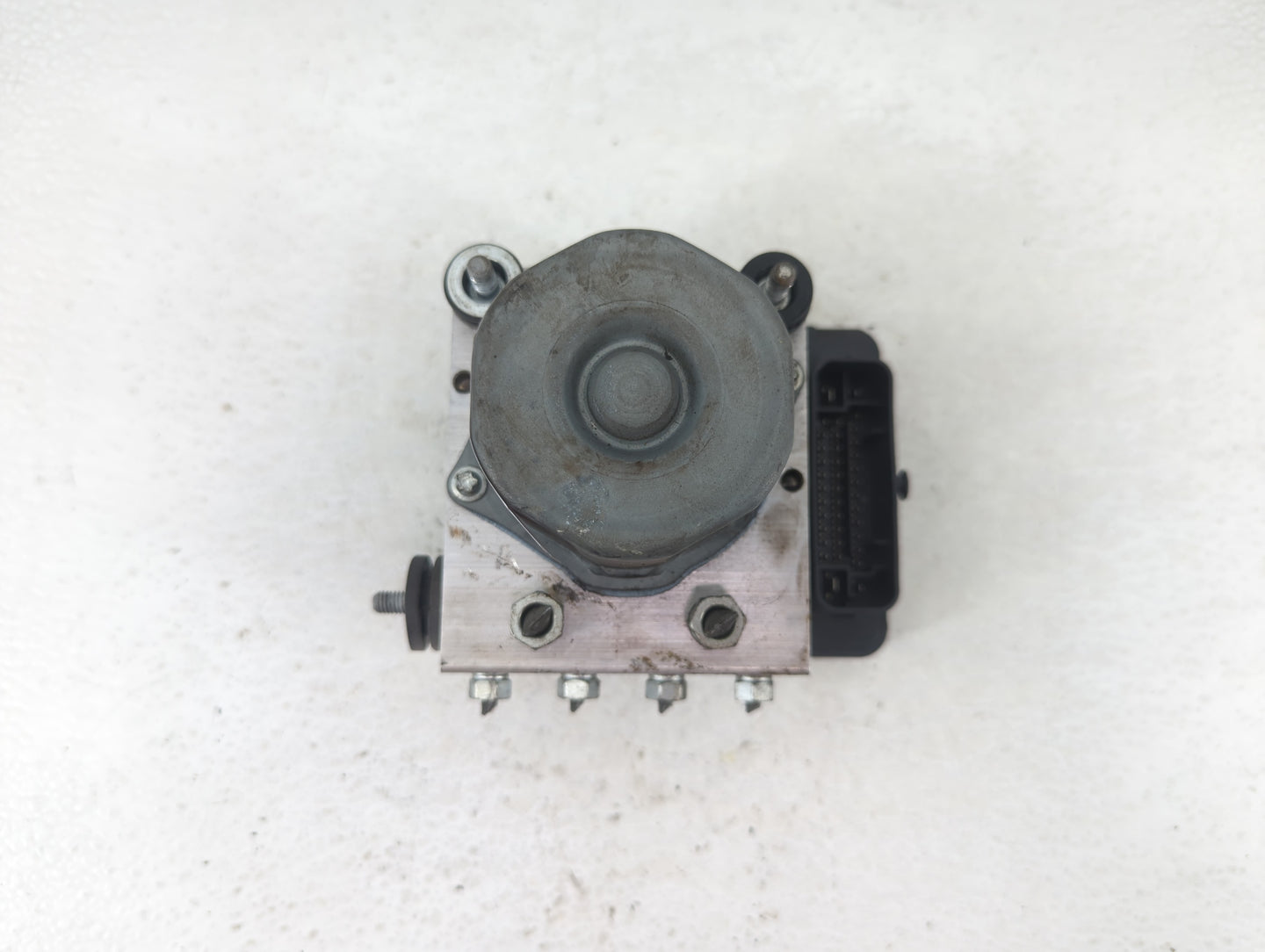 2013-2014 Toyota Camry ABS Pump Control Module Replacement P/N:44540-06080 Fits Fits 2013 2014 OEM Used Auto Parts - Oemused