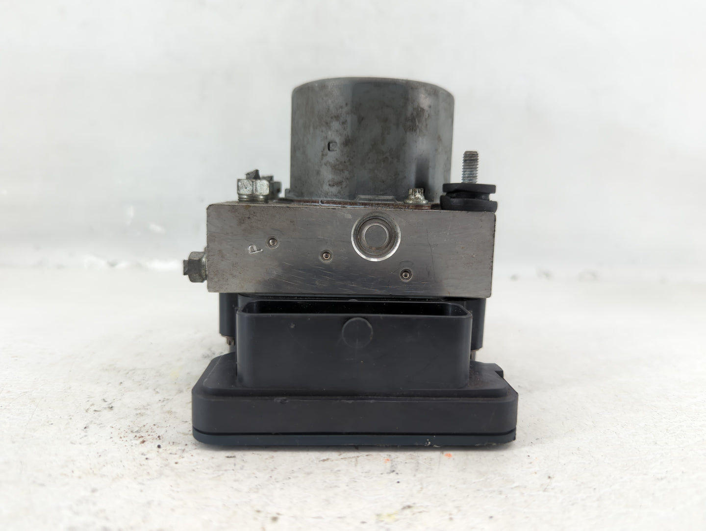 2013-2014 Toyota Camry ABS Pump Control Module Replacement P/N:44540-06080 Fits Fits 2013 2014 OEM Used Auto Parts - Oemused