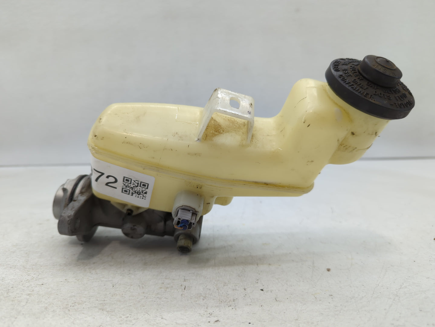 2014-2017 Toyota Camry Brake Master Cylinder - Oemusedautoparts1.com