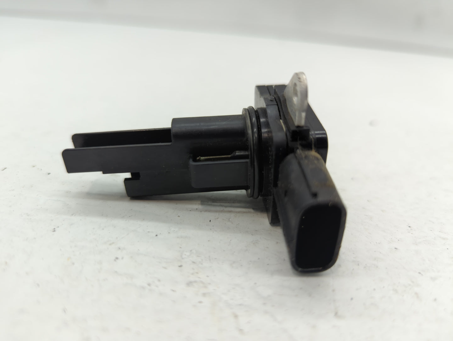 2012-2017 Toyota Camry Mass Air Flow Meter Maf - Oemusedautoparts1.com