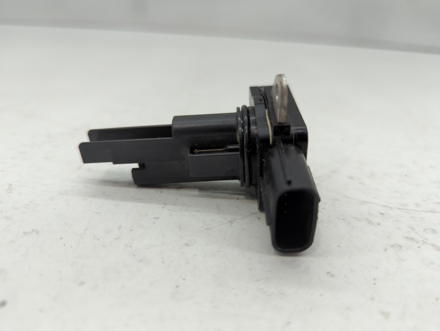 2012-2017 Toyota Camry Mass Air Flow Meter Maf - Oemusedautoparts1.com
