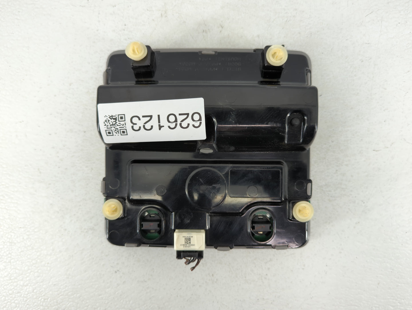 2014 Toyota Camry Overhead Roof Console - Oemusedautoparts1.com