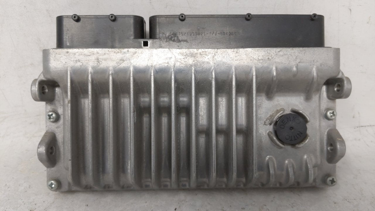 2014 Toyota Camry PCM Engine Control Computer ECU ECM PCU OEM P/N:89661-06K83 Fits OEM Used Auto Parts - Oemusedautoparts1.c