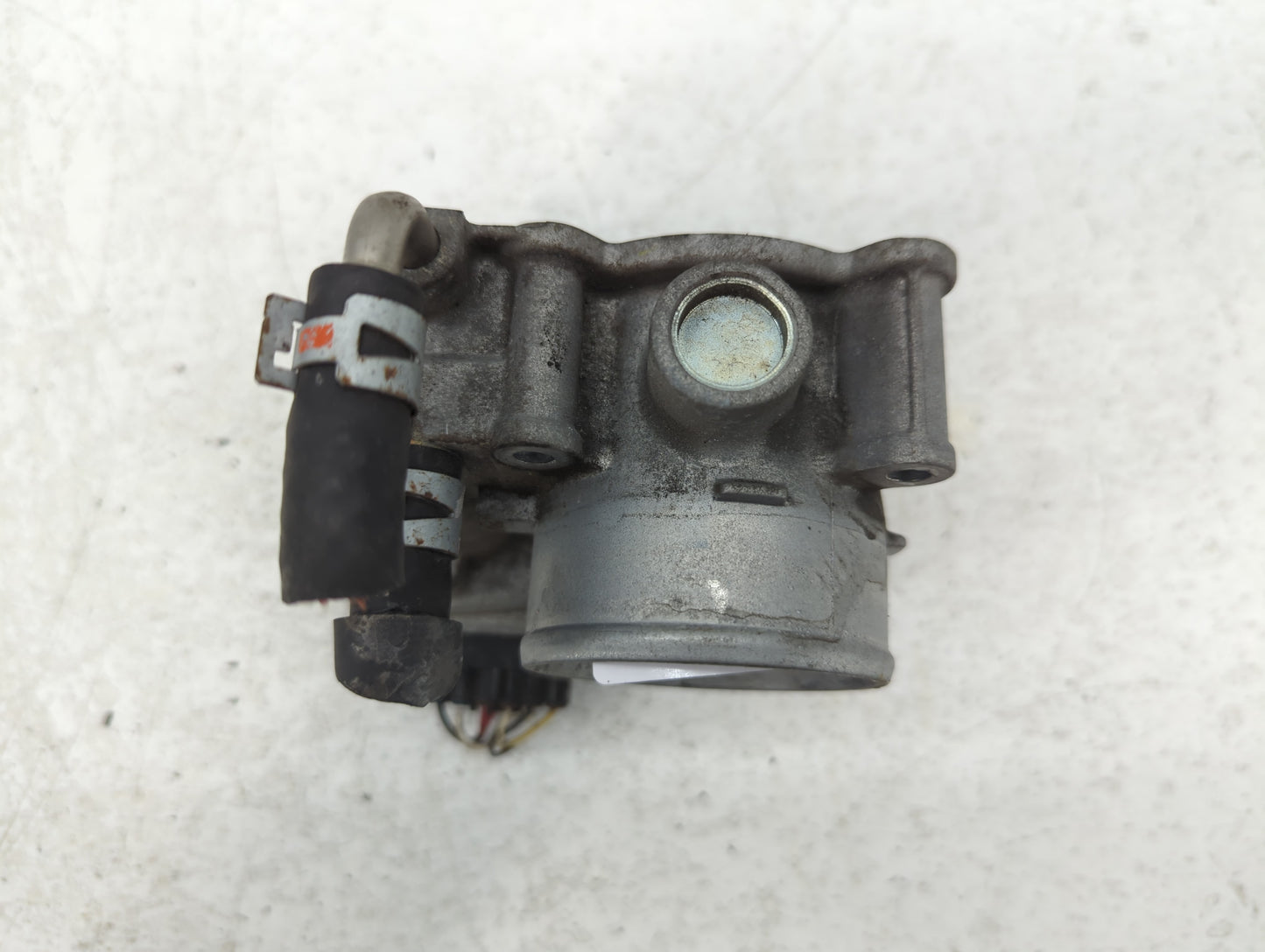 2012-2017 Toyota Camry Throttle Body P/N:22030-36020 Fits Fits 2012 2013 2014 2015 2016 2017 2018 2019 2020 2021 OEM Used Au