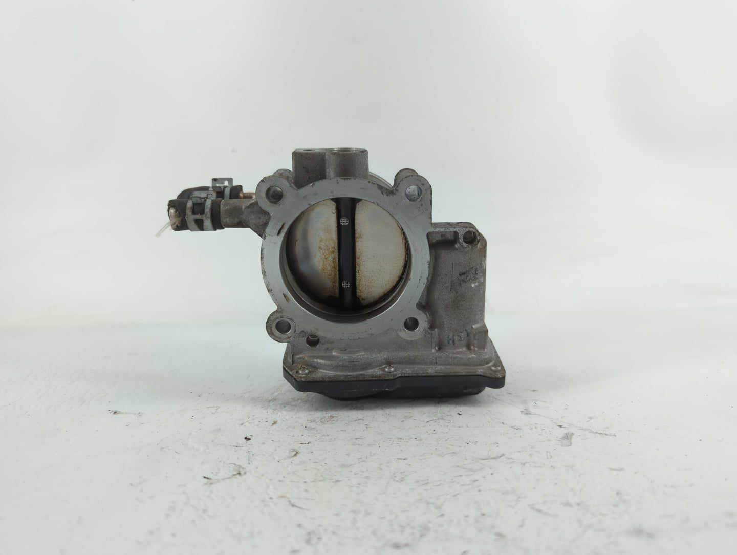 2010-2017 Toyota Camry Throttle Body P/N:22030-0V010 Fits Fits 2009 2010 2011 2012 2013 2014 2015 2016 2017 2018 2019 OEM Us