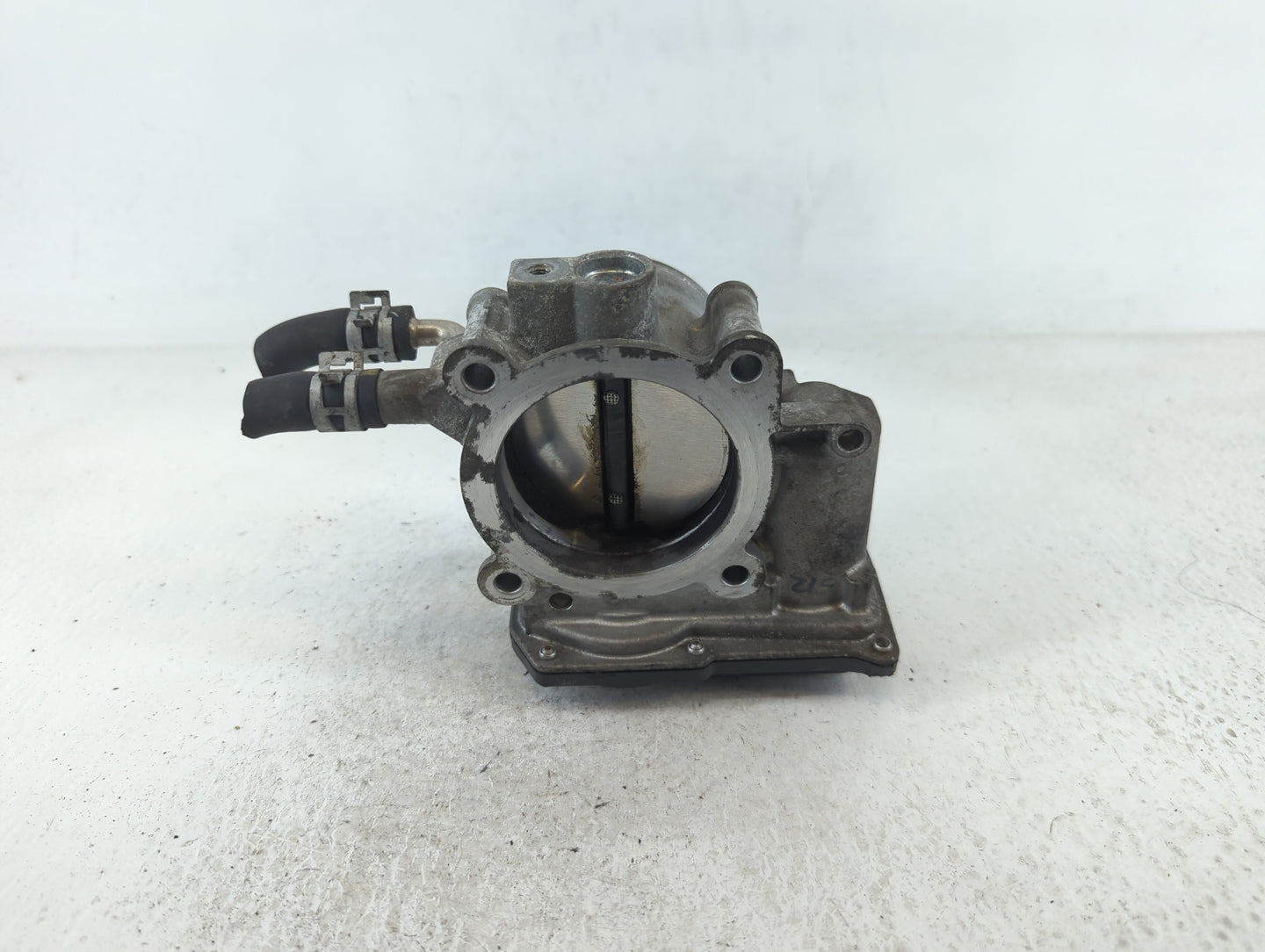 2010-2017 Toyota Camry Throttle Body P/N:22030-0V010 Fits Fits 2009 2010 2011 2012 2013 2014 2015 2016 2017 2018 2019 OEM Us