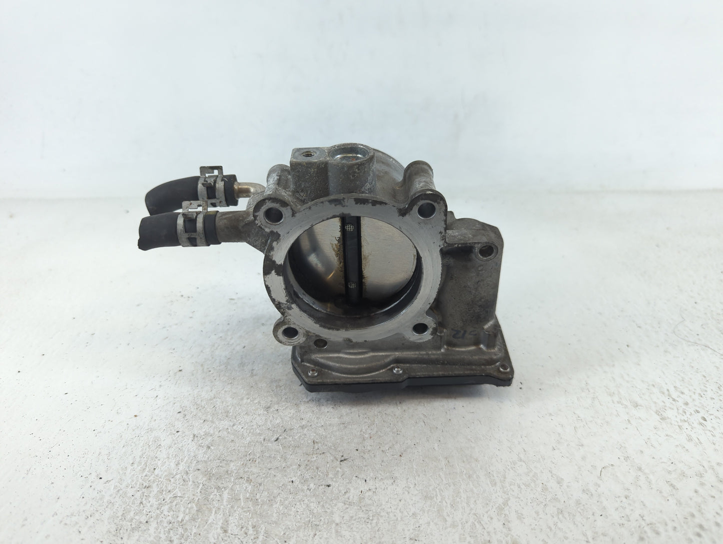 2010-2017 Toyota Camry Throttle Body P/N:22030-0V010 Fits Fits 2009 2010 2011 2012 2013 2014 2015 2016 2017 2018 2019 OEM Us