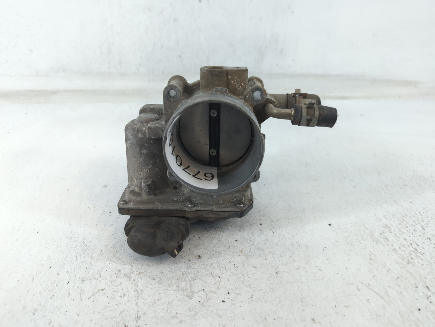2010-2017 Toyota Camry Throttle Body P/N:22030-0V010 Fits Fits 2009 2010 2011 2012 2013 2014 2015 2016 2017 2018 2019 OEM Us