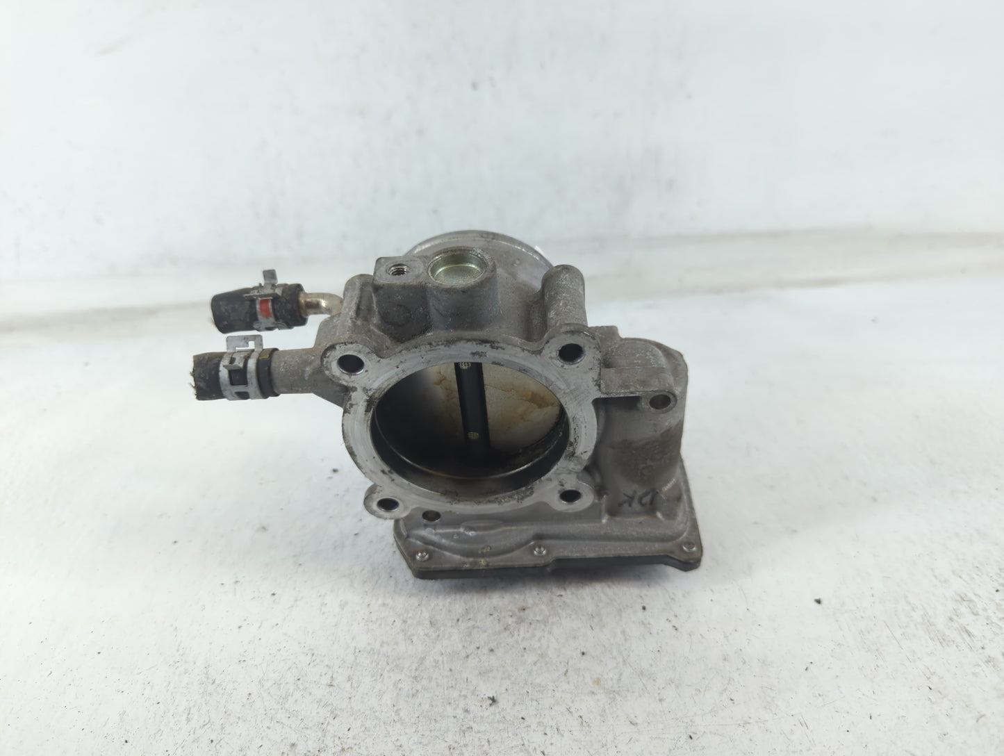 2010-2017 Toyota Camry Throttle Body P/N:22030-0V010 Fits Fits 2009 2010 2011 2012 2013 2014 2015 2016 2017 2018 2019 OEM Us