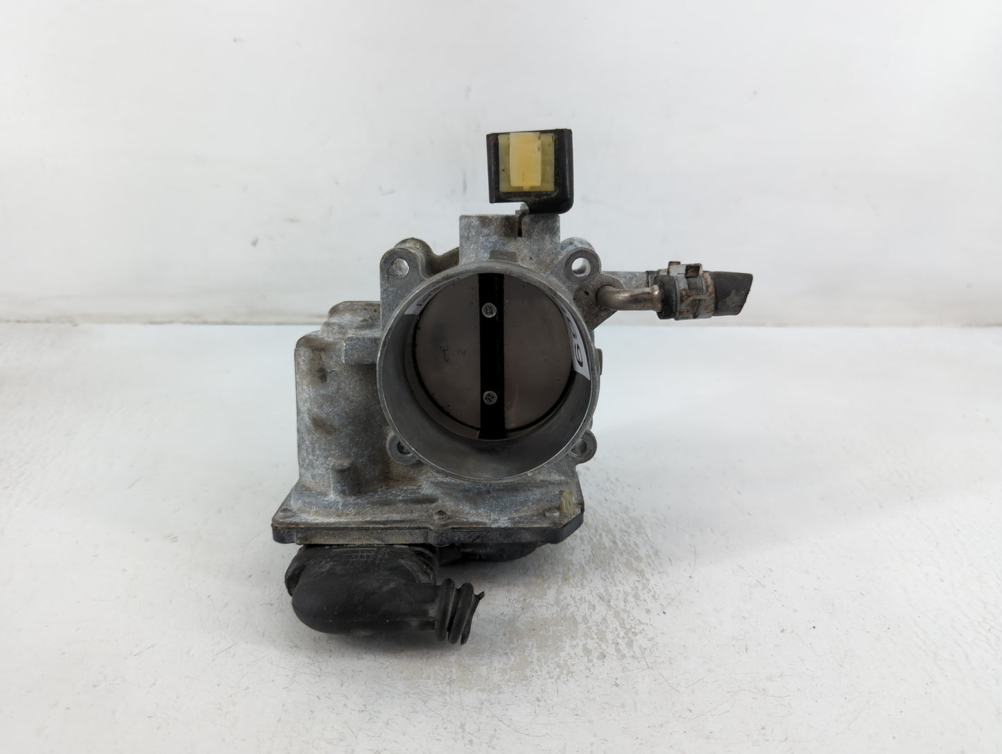 2010-2017 Toyota Camry Throttle Body P/N:22030-0V010 Fits Fits 2009 2010 2011 2012 2013 2014 2015 2016 2017 2018 2019 OEM Us