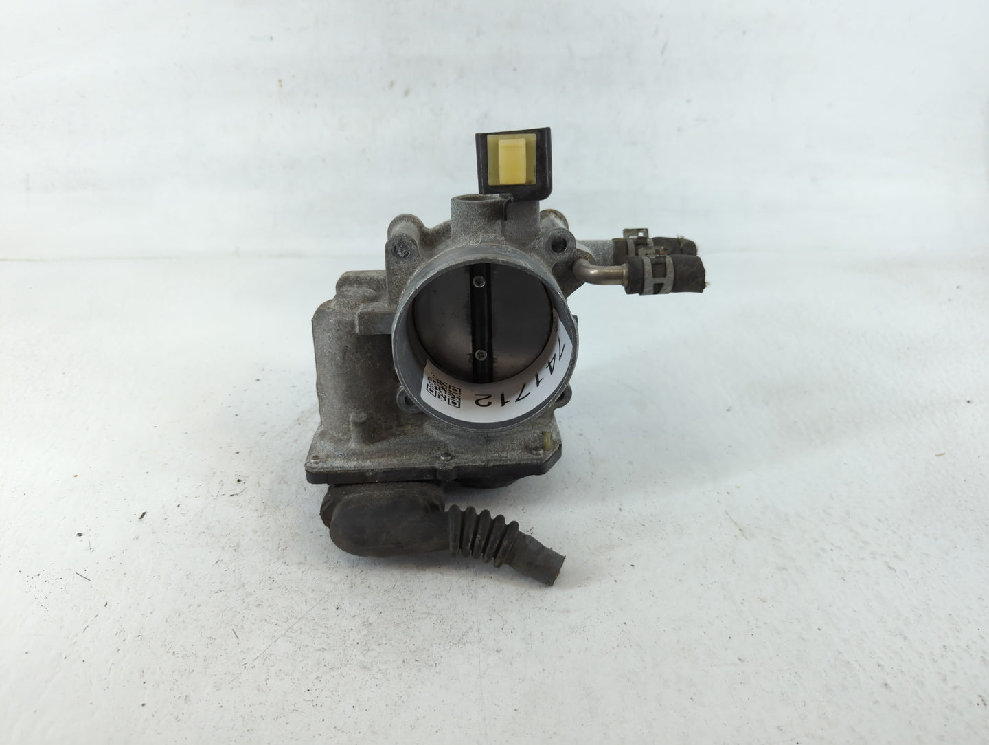 2010-2017 Toyota Camry Throttle Body P/N:22030-0V010 Fits Fits 2009 2010 2011 2012 2013 2014 2015 2016 2017 2018 2019 OEM Us