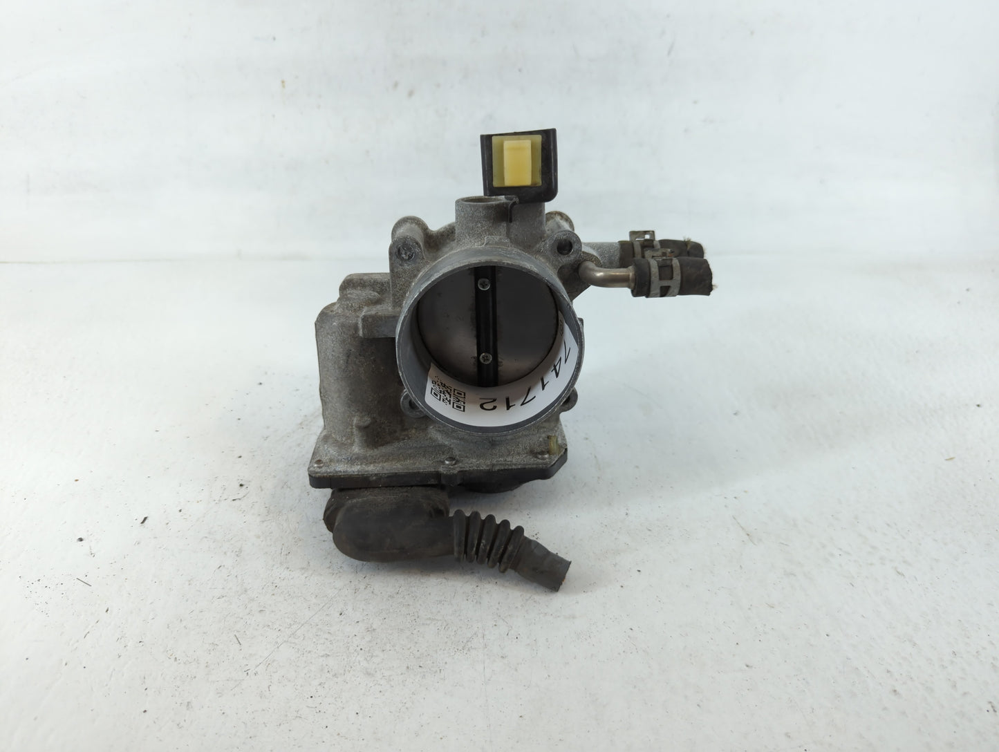 2010-2017 Toyota Camry Throttle Body P/N:22030-0V010 Fits Fits 2009 2010 2011 2012 2013 2014 2015 2016 2017 2018 2019 OEM Us