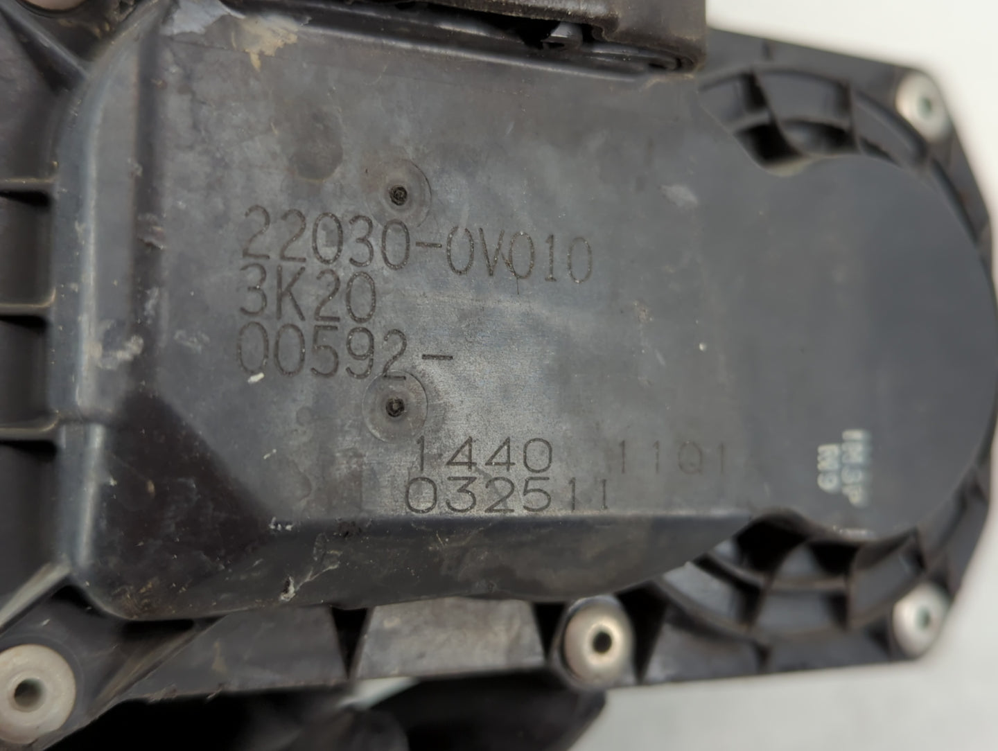 2010-2017 Toyota Camry Throttle Body P/N:22030-0V010 Fits Fits 2009 2010 2011 2012 2013 2014 2015 2016 2017 2018 2019 OEM Us