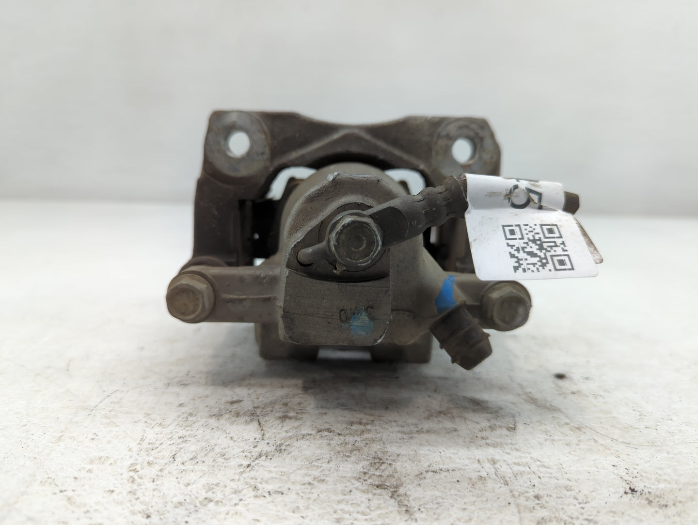 2012-2017 Toyota Camry Front Passenger Right Brake Caliper - Oemusedautoparts1.com