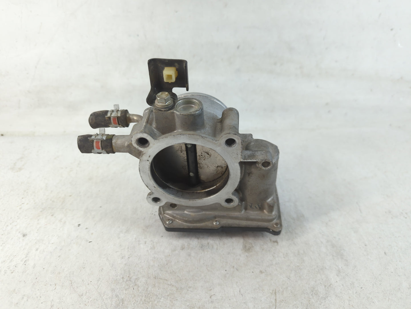 2010-2017 Toyota Camry Throttle Body P/N:22030-0V010 Fits Fits 2009 2010 2011 2012 2013 2014 2015 2016 2017 2018 2019 OEM Us