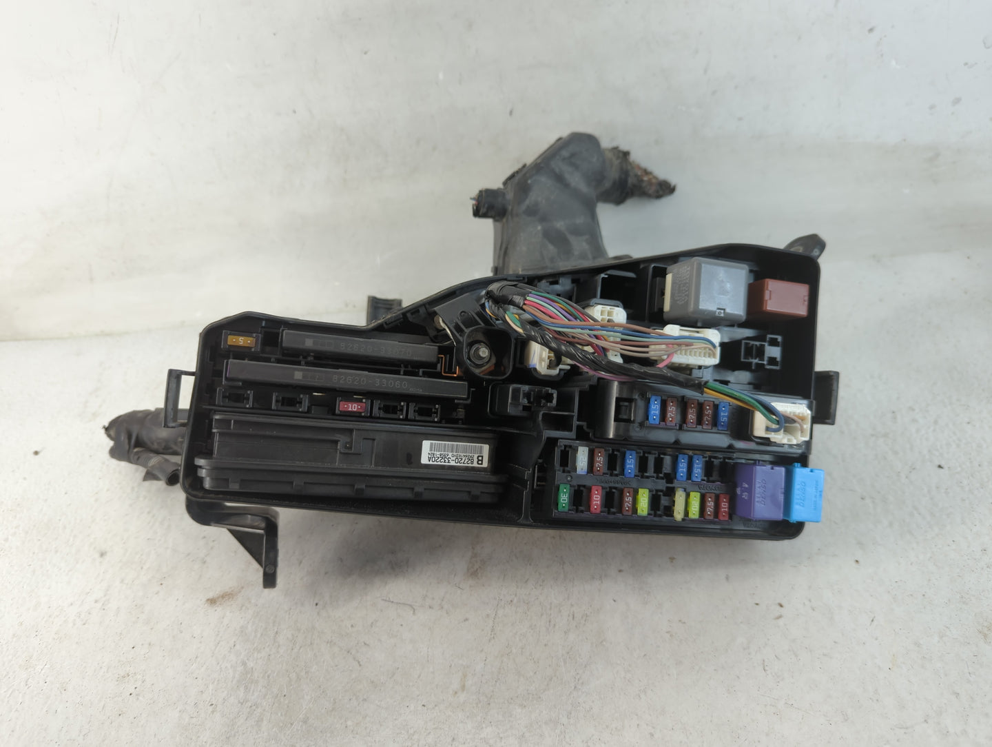 2012-2017 Toyota Camry Fusebox Fuse Box Panel Relay Module P/N:82662-06190 82662-33370 Fits Fits 2012 2013 2014 2015 2016 20