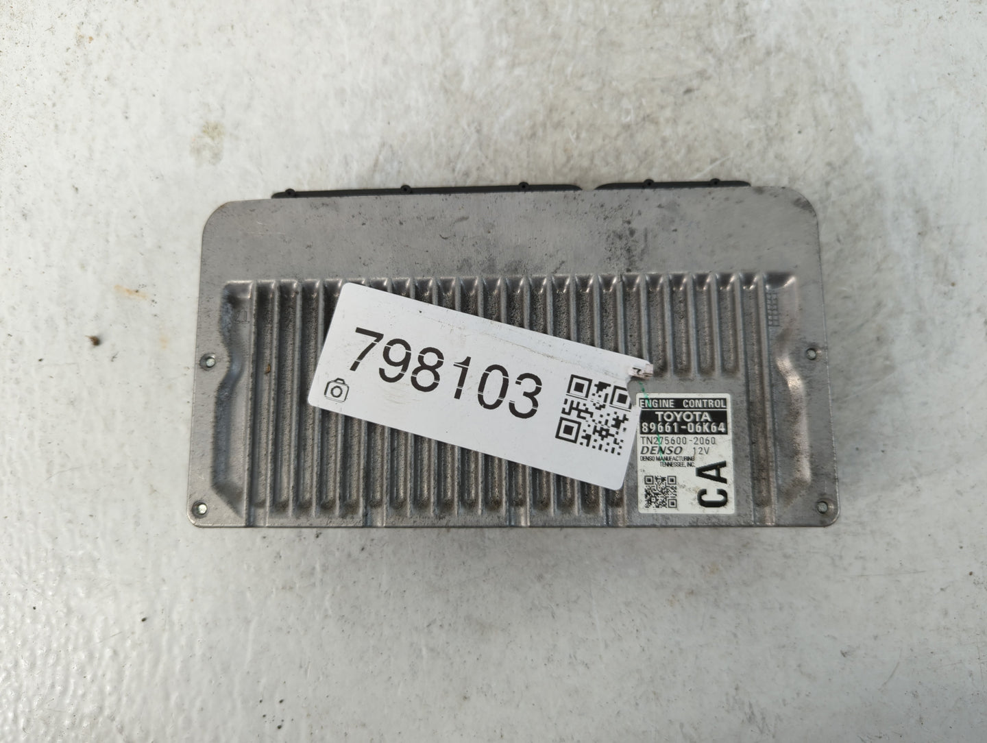 2014 Toyota Camry PCM Engine Control Computer ECU ECM PCU OEM P/N:TN275600-2060 89661-06K64 Fits OEM Used Auto Parts - Oemus