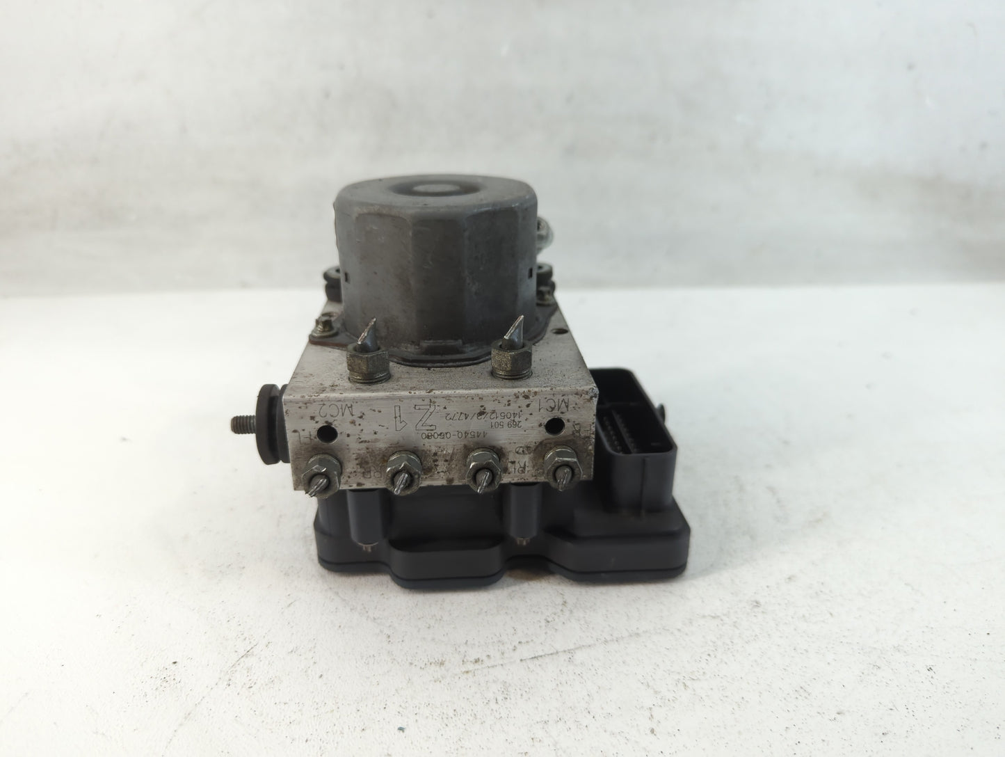 2013-2014 Toyota Camry ABS Pump Control Module Replacement P/N:44540-06080 Fits Fits 2013 2014 OEM Used Auto Parts - Oemused