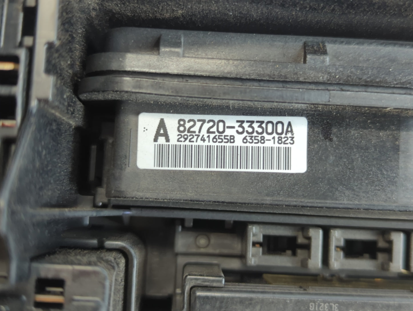 2012-2017 Toyota Camry Fusebox Fuse Box Panel Relay Module P/N:82720-333AA0 Fits Fits 2012 2013 2014 2015 2016 2017 OEM Used