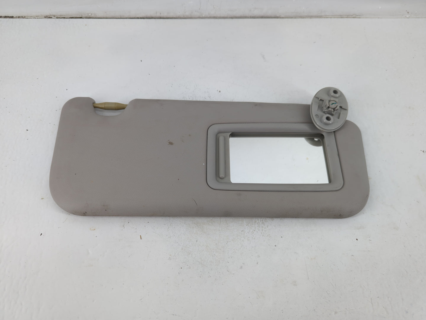 2014-2016 Toyota Corolla Sun Visor Shade Replacement Passenger Right Mirror Fits Fits 2014 2015 2016 OEM Used Auto Parts - O