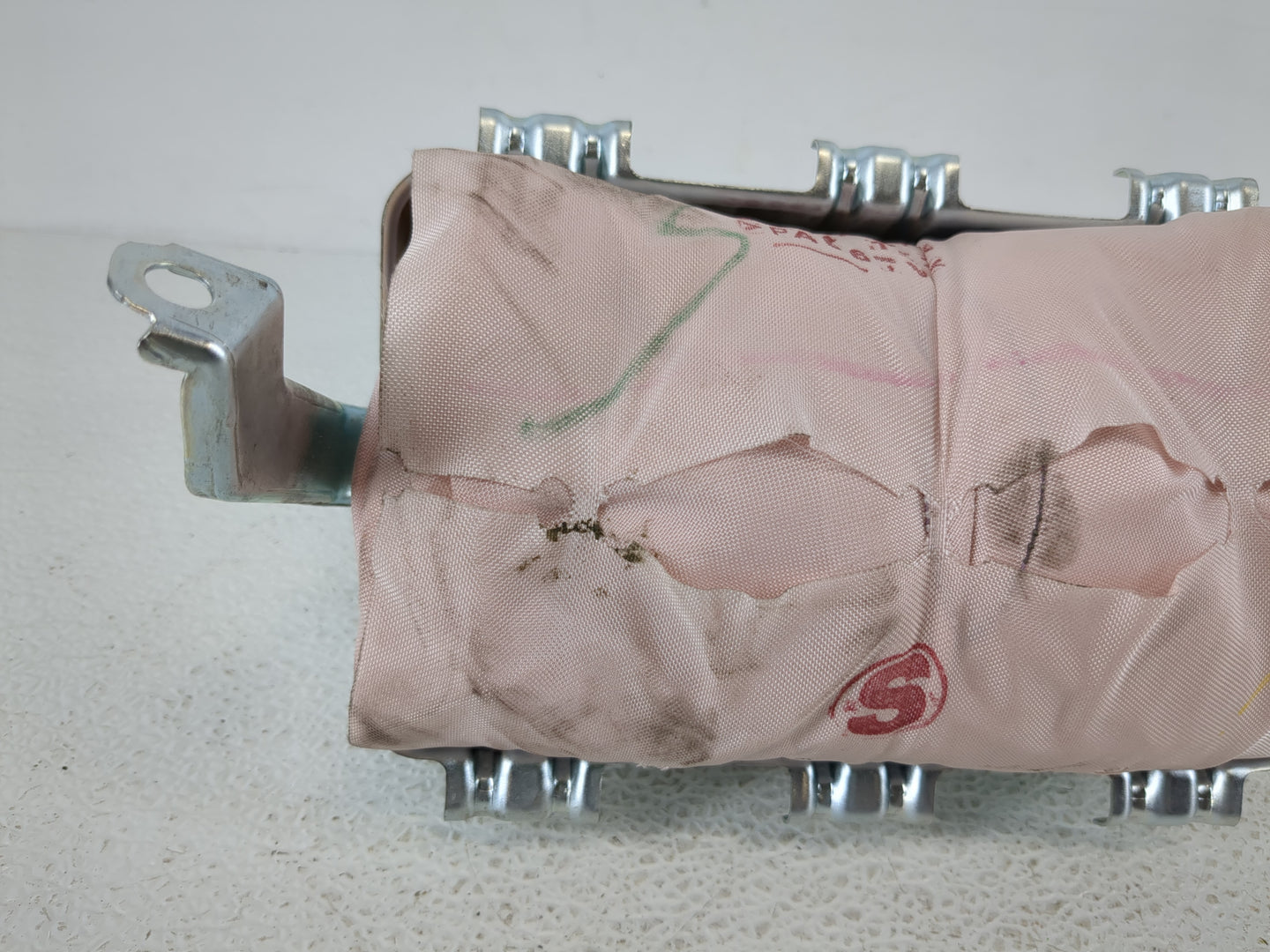 2014-2019 Toyota Corolla Air Bag Passenger Right Dashboard OEM P/N:057263514KU0 Fits Fits 2014 2015 2016 2017 2018 2019 OEM 