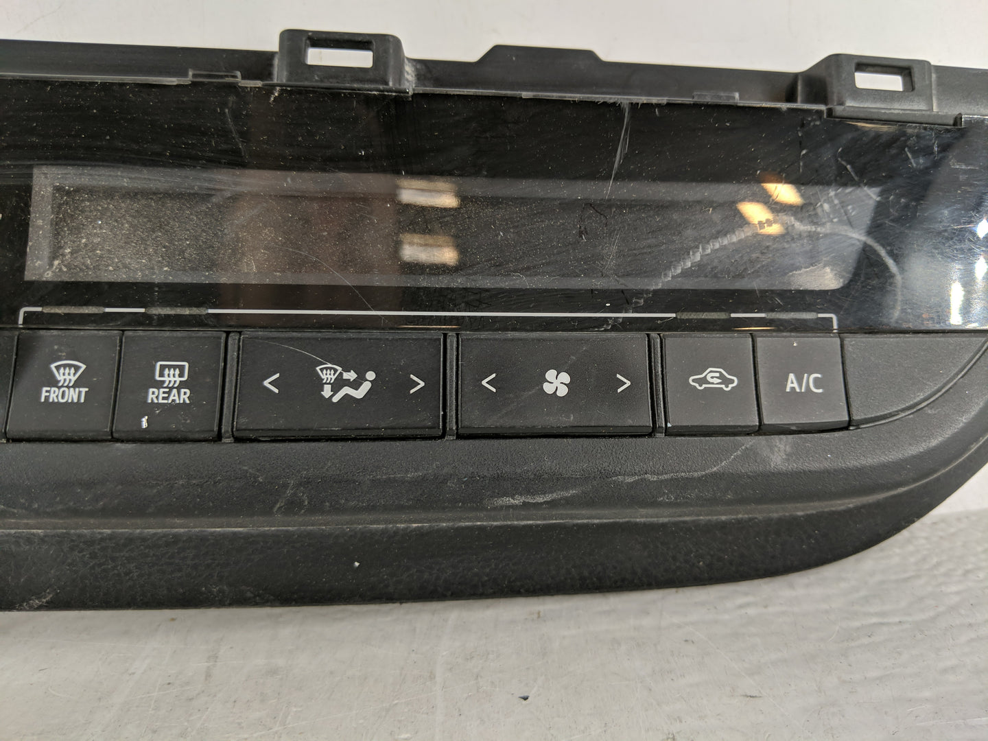 2014-2016 Toyota Corolla Climate Control Module Temperature AC/Heater Replacement P/N:75F832 Fits Fits 2014 2015 2016 OEM Us
