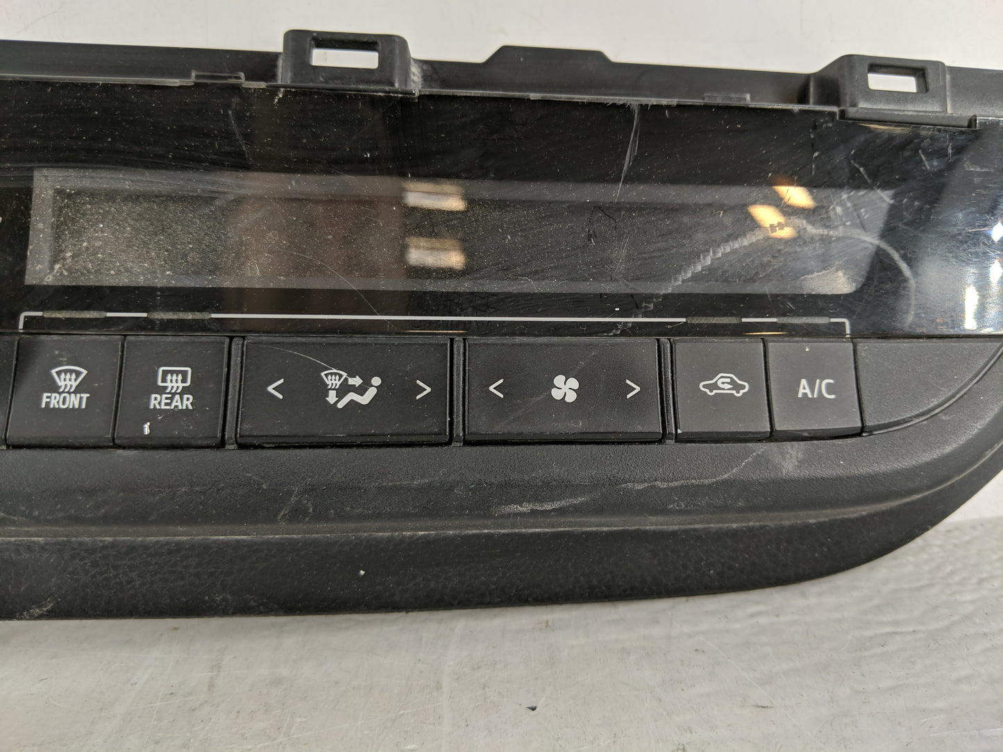 2014-2016 Toyota Corolla Climate Control Module Temperature AC/Heater Replacement P/N:75F832 Fits Fits 2014 2015 2016 OEM Us