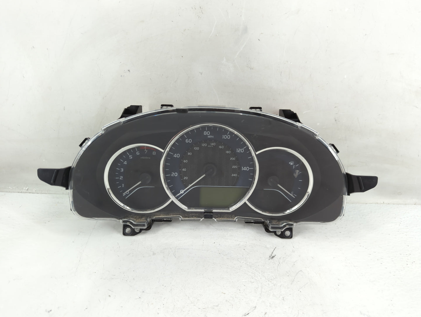 2014-2016 Toyota Corolla Instrument Cluster Speedometer Gauges P/N:83800-0ZX10-00 Fits Fits 2014 2015 2016 OEM Used Auto Par
