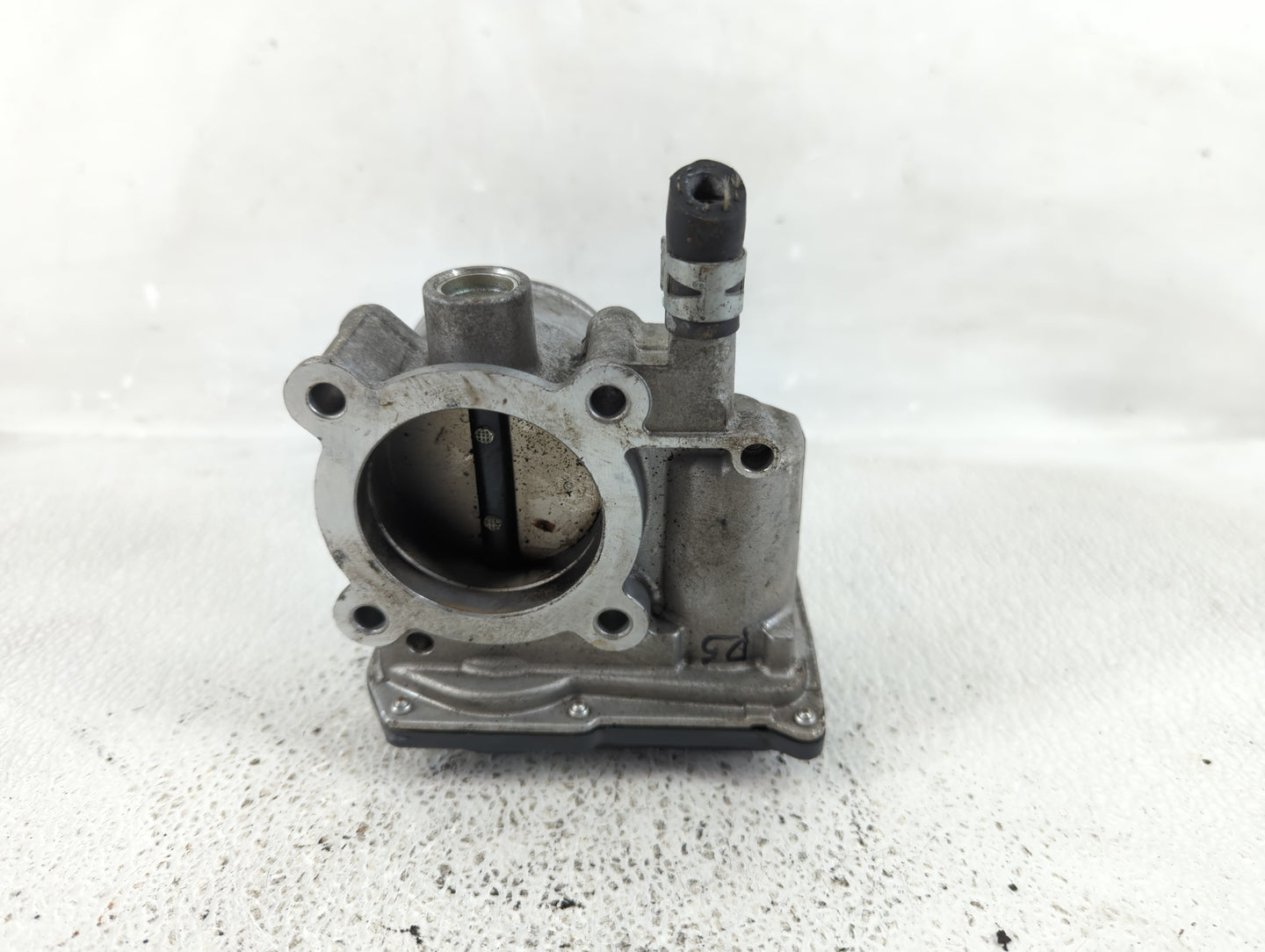 2011-2019 Toyota Corolla Throttle Body P/N:22030-0T080 Fits Fits 2011 2012 2013 2014 2015 2016 2017 2018 2019 OEM Used Auto 