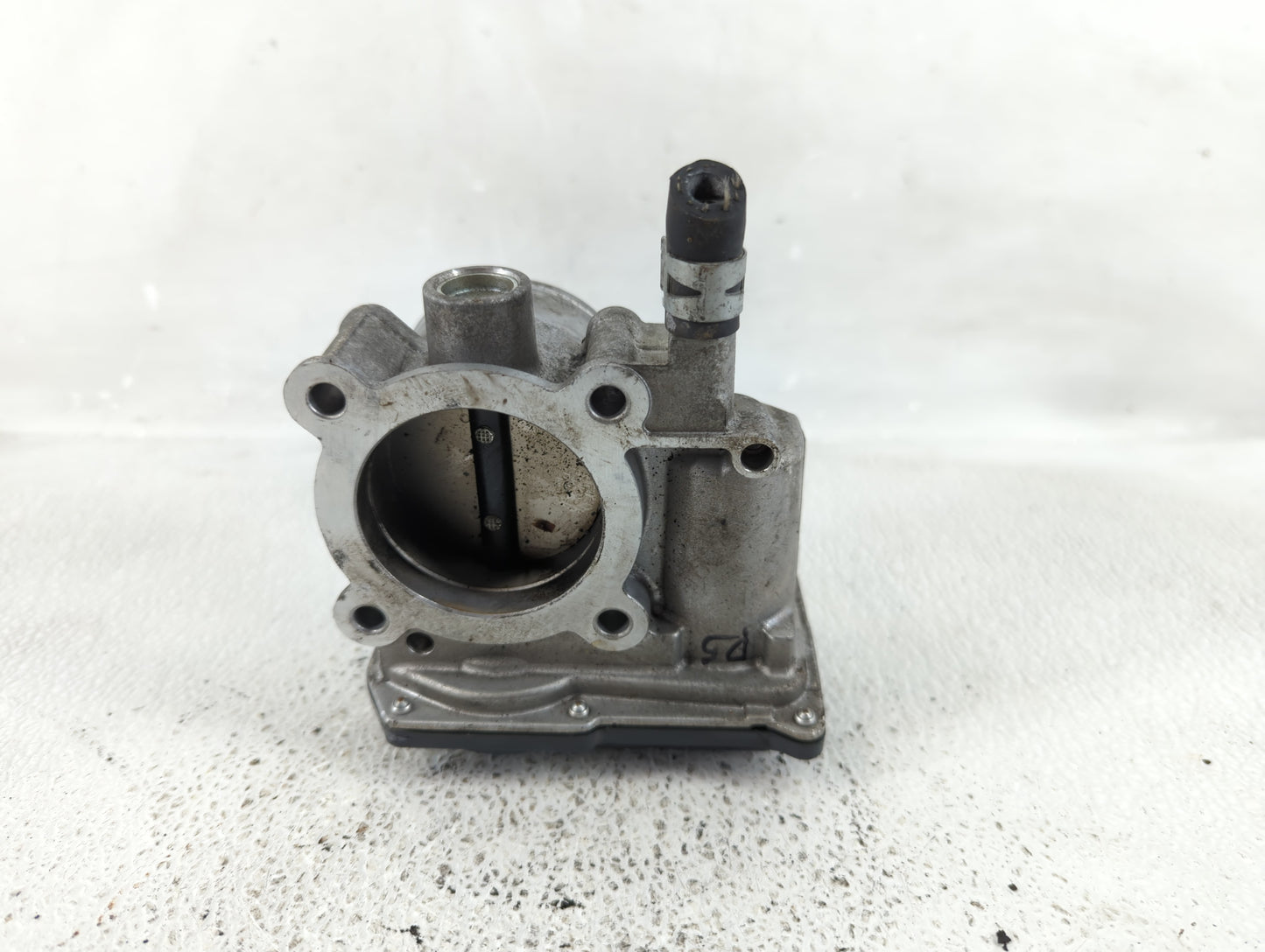 2011-2019 Toyota Corolla Throttle Body P/N:22030-0T080 Fits Fits 2011 2012 2013 2014 2015 2016 2017 2018 2019 OEM Used Auto 