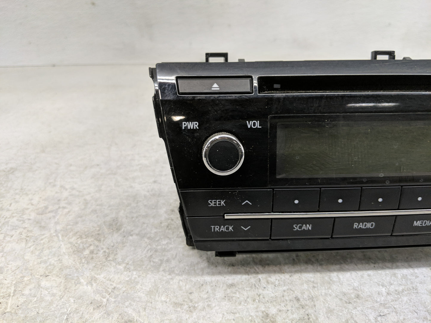 2014-2016 Toyota Corolla Radio AM FM Cd Player Receiver Replacement P/N:86140-02460 86120-02F60 Fits Fits 2014 2015 2016 OEM
