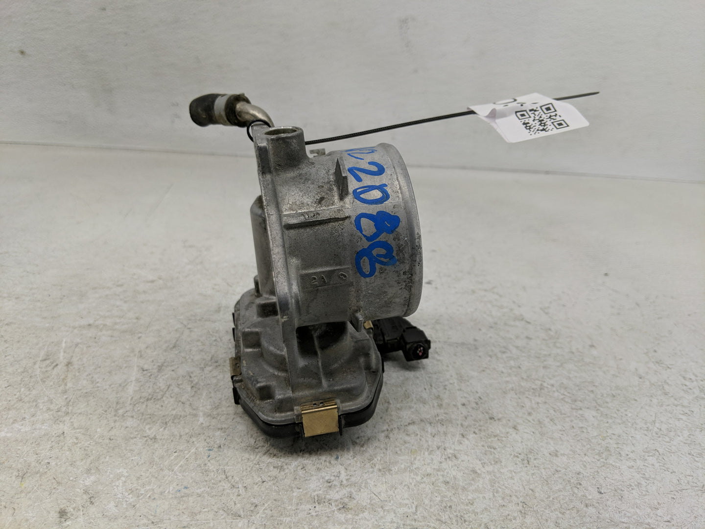 2011-2019 Toyota Corolla Throttle Body P/N:22030-F0010 Fits Fits 2011 2012 2013 2014 2015 2016 2017 2018 2019 OEM Used Auto 