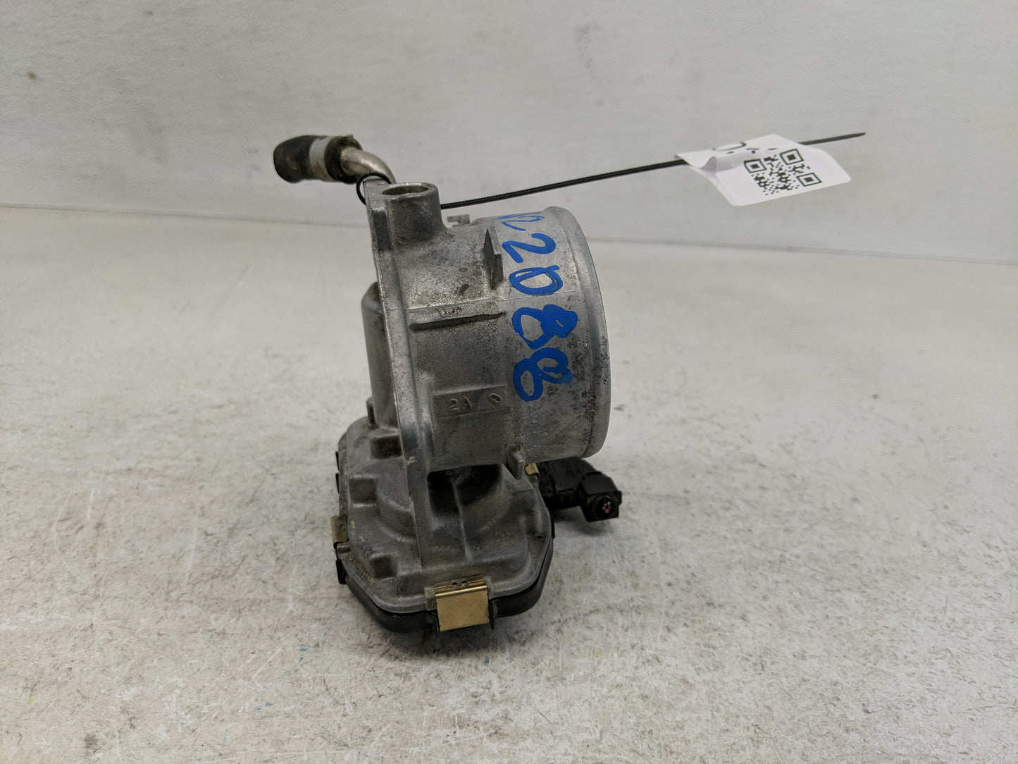 2011-2019 Toyota Corolla Throttle Body P/N:22030-F0010 Fits Fits 2011 2012 2013 2014 2015 2016 2017 2018 2019 OEM Used Auto 