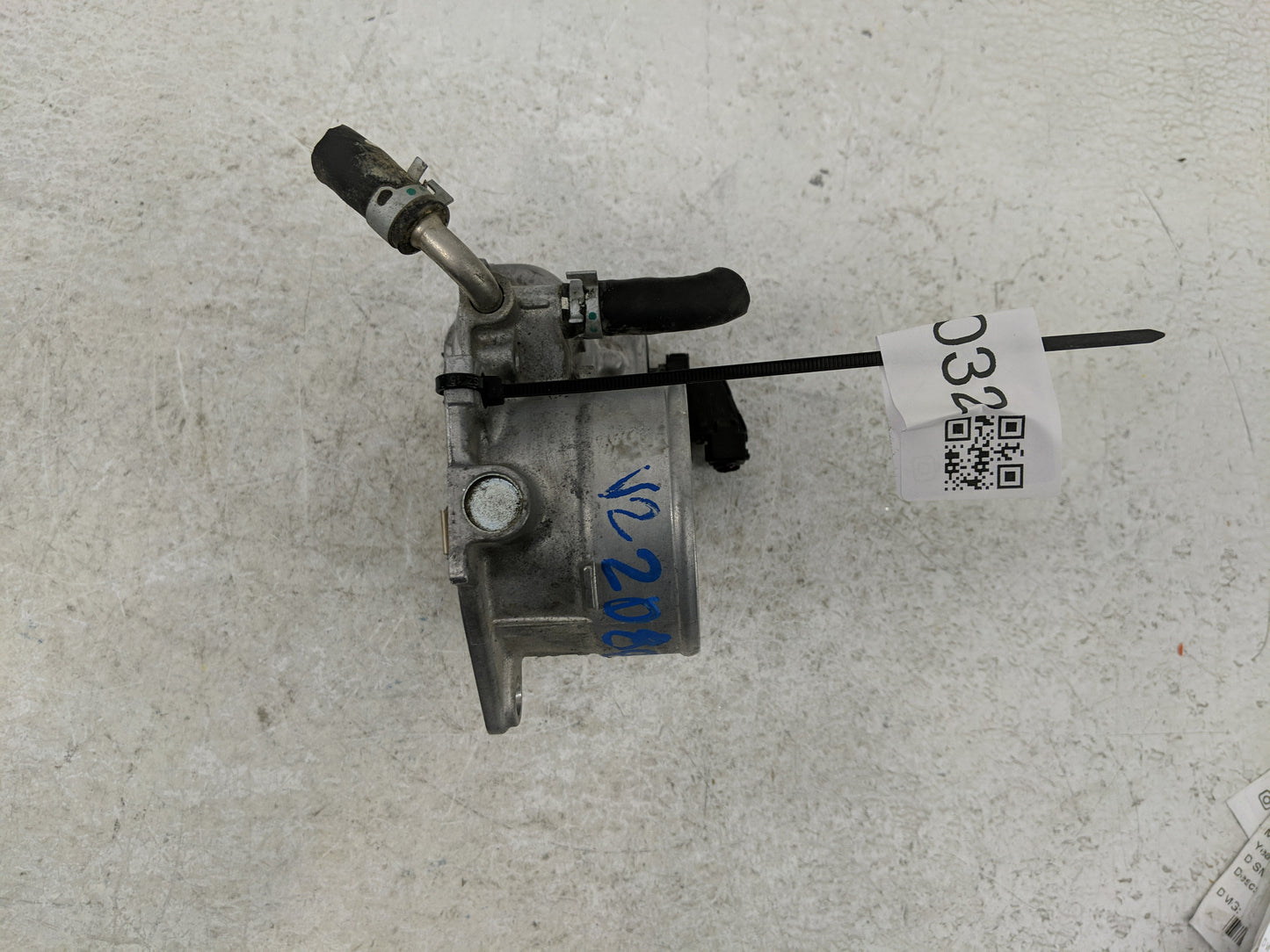 2011-2019 Toyota Corolla Throttle Body P/N:22030-F0010 Fits Fits 2011 2012 2013 2014 2015 2016 2017 2018 2019 OEM Used Auto 