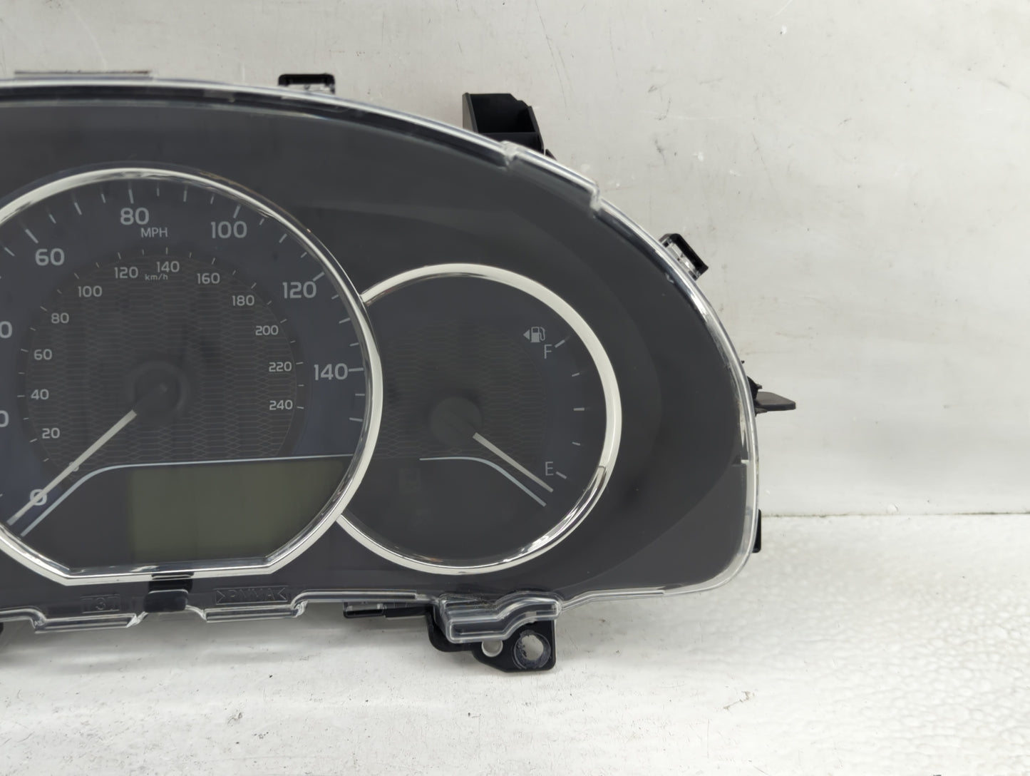 2014-2016 Toyota Corolla Instrument Cluster Speedometer Gauges P/N:83800-0ZX10-00 Fits Fits 2014 2015 2016 OEM Used Auto Par