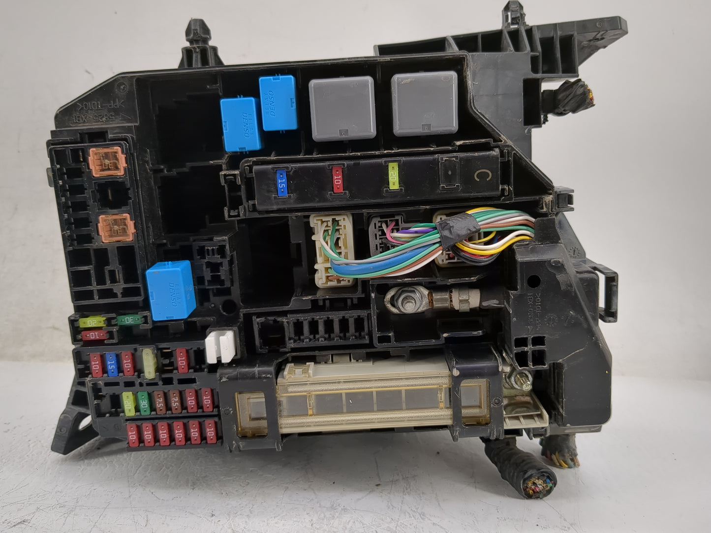 2014-2019 Toyota Corolla Fusebox Fuse Box Panel Relay Module Fits Fits 2014 2015 2016 2017 2018 2019 OEM Used Auto Parts - O