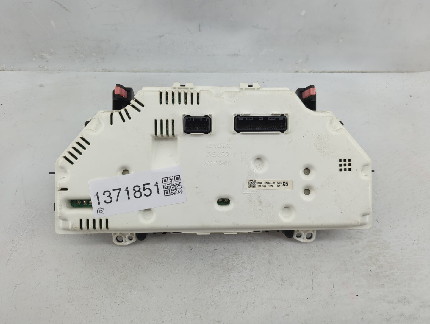 2014-2016 Toyota Corolla Instrument Cluster Speedometer Gauges P/N:TN157560-1272 83800-0ZX50-00 Fits Fits 2014 2015 2016 OEM