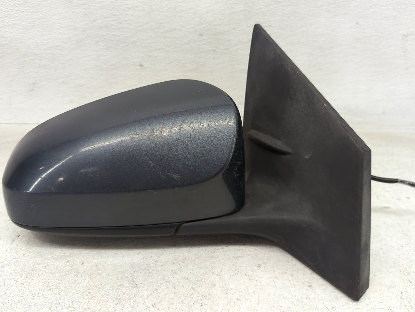 2014-2019 Toyota Corolla Passenger Side View Mirror - Right Door Mirror OEM Used - Oemusedautoparts1.com